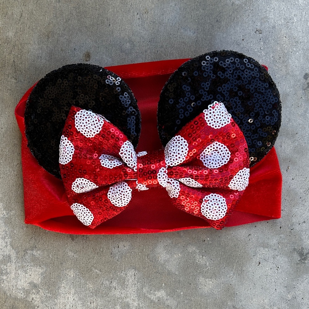 Baby’s first Minnie Mouse Ears on headband